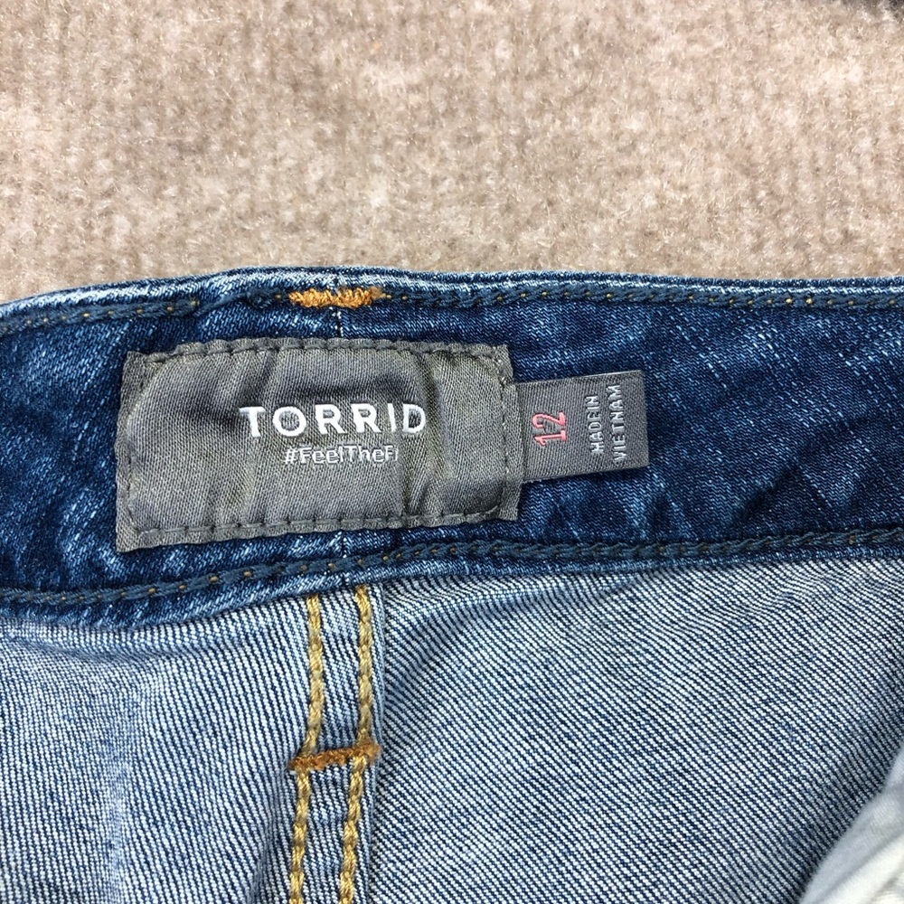 Torrid Jean Shorts Size 12